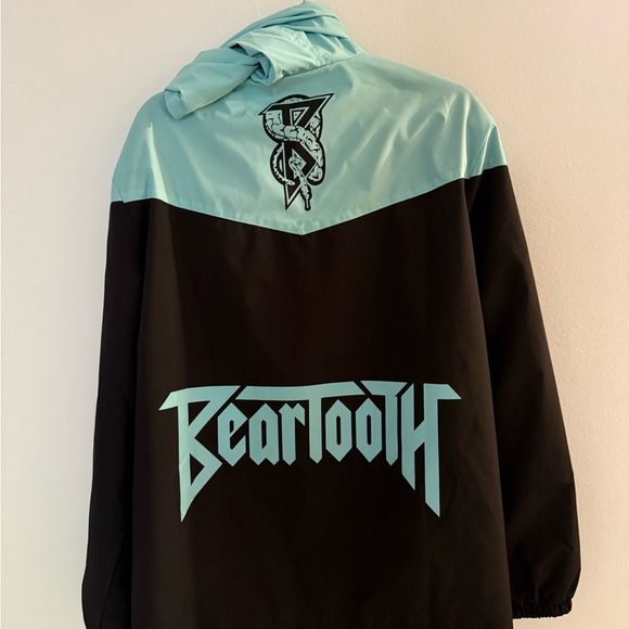 Beartooth Official Merch - Picture 2 of 2
